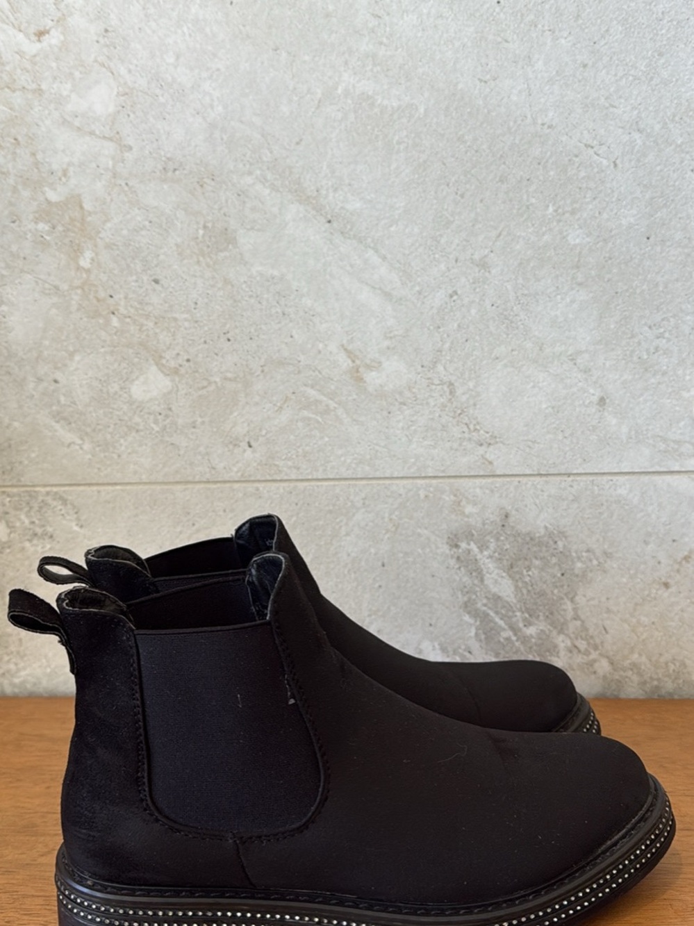 Women's Black Chelsea Boots 39